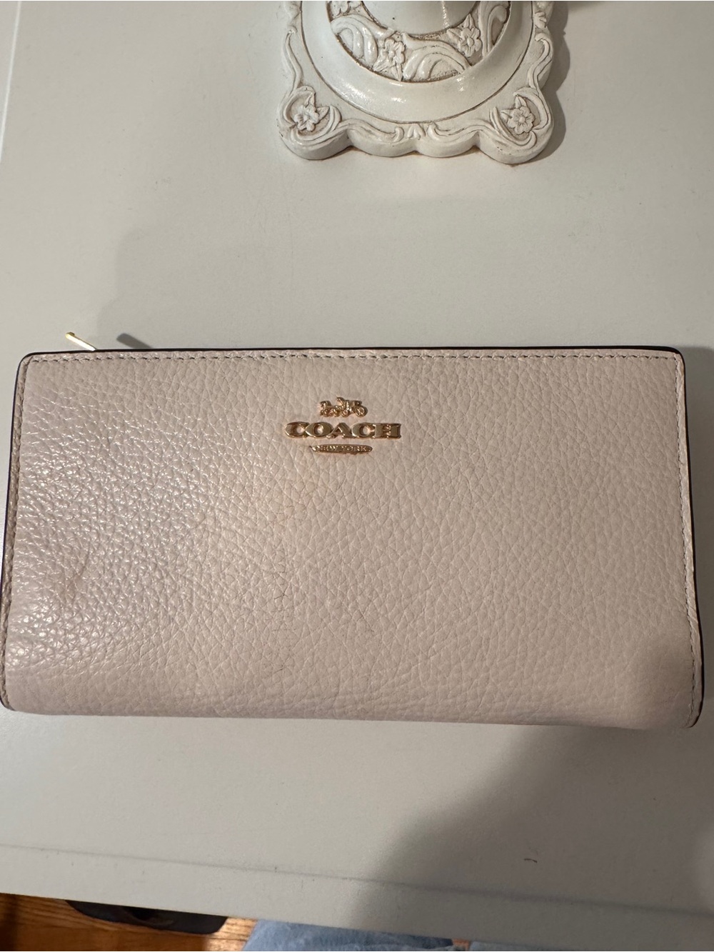 Coach Pebbled Leather Wallet in Soft Cream with Gold Logo - Picture 11 of 15